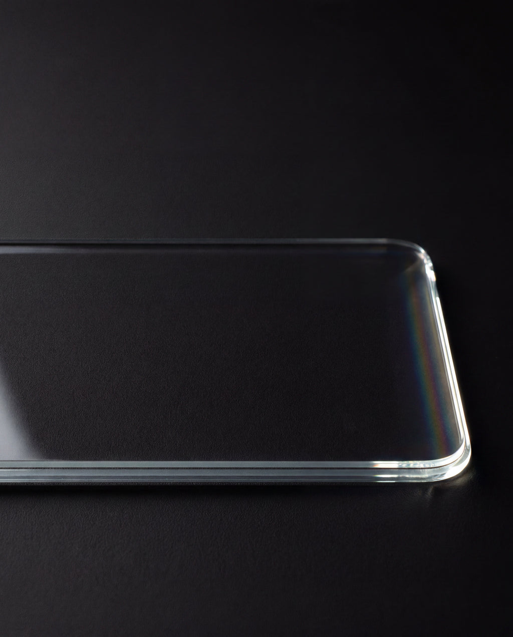 OnlyCovers LB FREE 9H tempered glass screen protector included